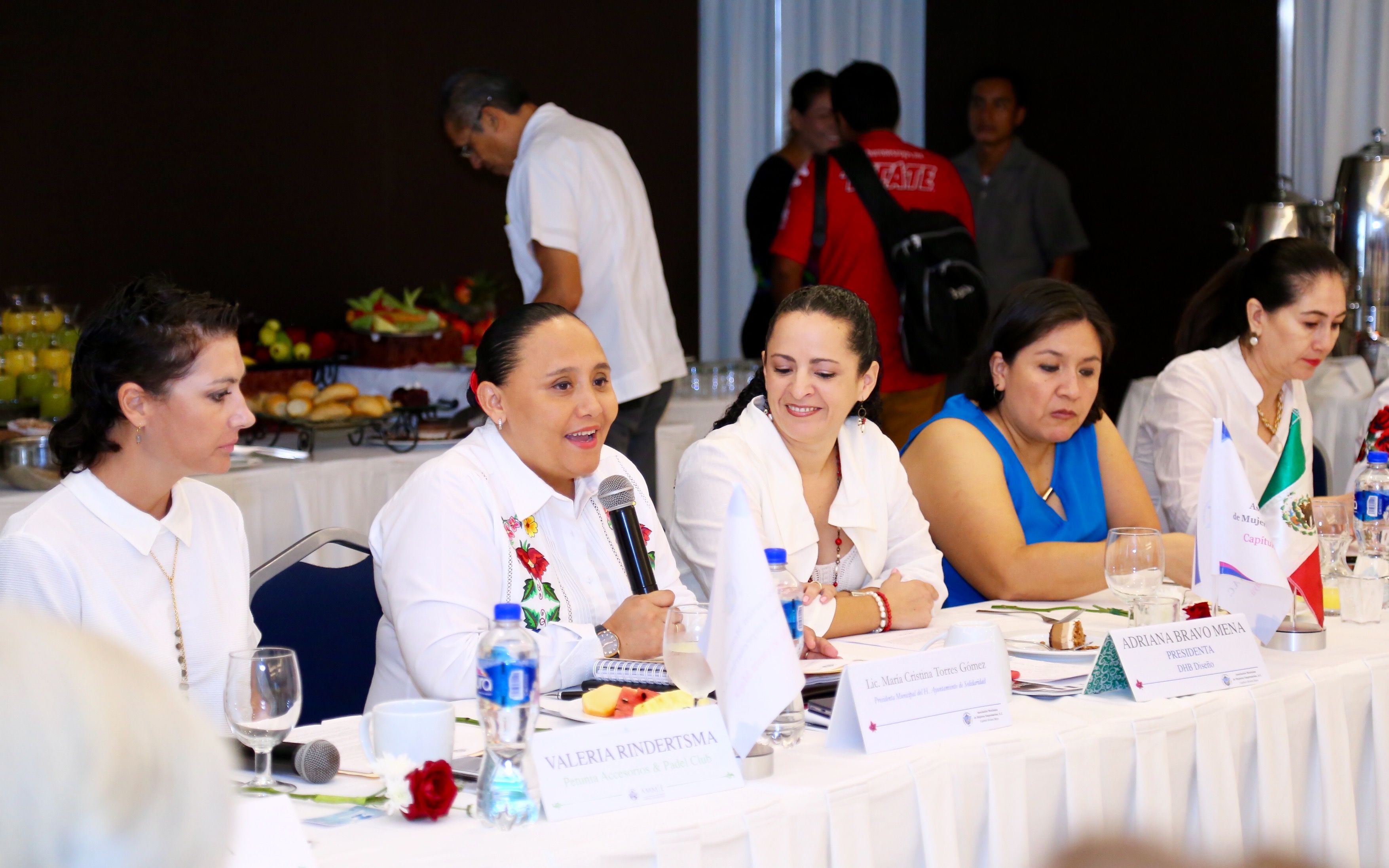 CONSOLIDA CRISTINA TORRES UNIÓN DE ESFUERZOS  CON MUJERES EMPRESARIAS DE SOLIDARIDAD