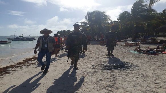 Profepa suspende actividades de dos empresas turísticas por actividades ilícitas en Bahía de Akumal Q. Roo