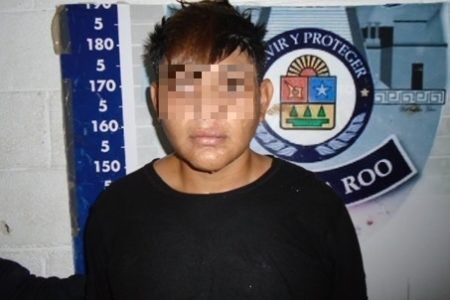 Lo detienen en Tulum con 21 dosis de marihuana