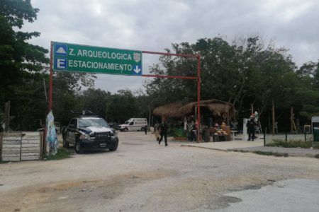 Balean a sujeto en zona turística de Tulum