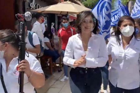 Estefanía Mercado, emprende por Quintana Roo desde el Distrito 1
