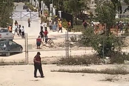 Asesinan a tres albañiles que en residencial Ciudad Mayakoba