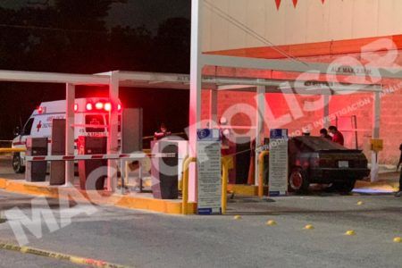 Última en la balazos a sujeto afuera de centro comercial en Cancún