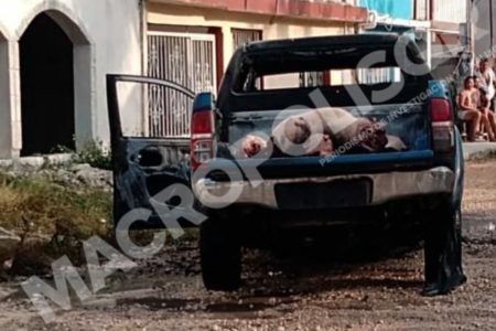 HORRIPILANTE CRIMEN || Incendian camioneta con dos cuerpos destazados Alfredo V. Bonfil.