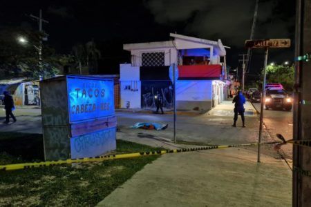 Festejaba el campeonato de Cruz Azul cuando le distaran y le arrebatan la vida en Cancún
