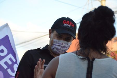 Si la gente sale a votar de manera masiva los corruptos saldrán del poder: Greg