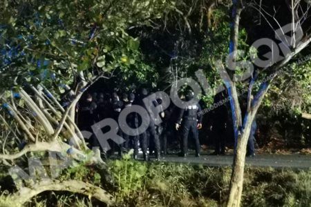 Balacera entre policías y delincuentes deja varios heridos en Cancún