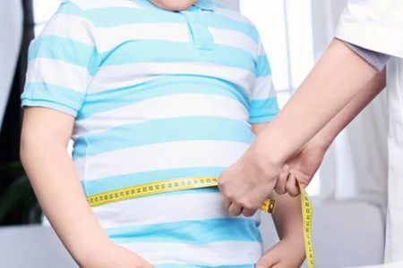 Obesidad en la adolescencia eleva el riesgo de infarto cerebral antes de los 50