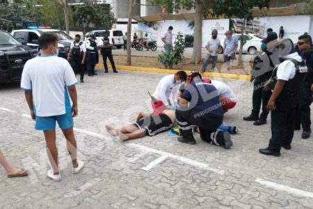 Muere turista estadounidense de un infarto sobre la Quinta Avenida.