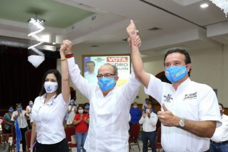 Llama Felipe Calderón a los mexicanos a salir en defensa del país con su voto el 6 de junio
