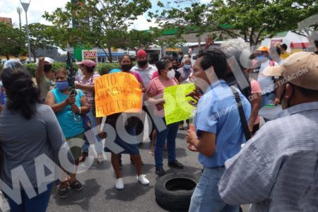 Vecinos de Cancún exigen alto a la corrupción en el municipio