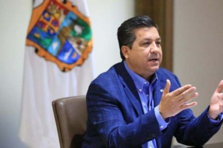 Francisco García Cabeza de Vaca sigue en Tamaulipas; mantiene reunión con su gabinete