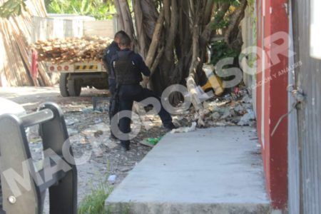 ASESINAN A DOS PERSONAS EN TULUM. Tiroteo deja ejcutados y lesionados