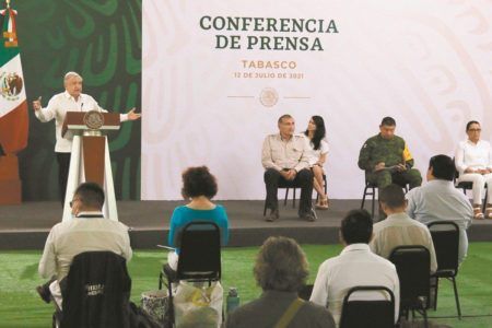 Seré destapador y la opción será la que elijan los mexicanos: AMLO
