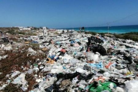 Más de 11 mil toneladas de basura alejan al turismo de Isla Mujeres