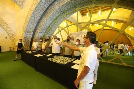 Capacita la CROC a trabajadores de clase mundial y laboran en el Parque Xcaret
