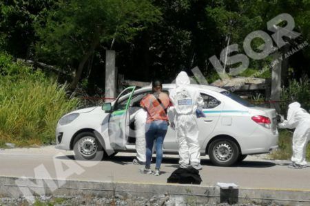 Ejecutan otro taxista en Playa del Carmen, con señas de violencia fue hallado el cuerpo en la cajuela