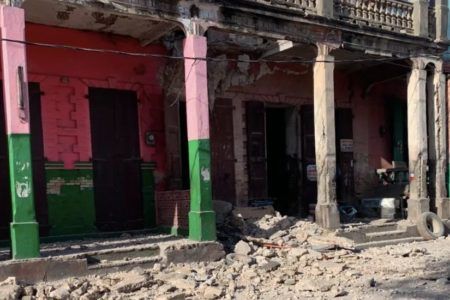 Sismo magnitud 7.2 sacude Haití; levantan alerta de tsunami