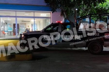 RECIBE BALAZO EN LA CABEZA.- Un sujeto se debate entre la vida y la muerte en el fraccionamiento Villas Del Sol
