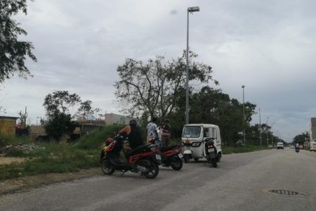 POCHIS AMEDRENTAN A USUARIOS Y CHOFERES || Convoca líder taxista a autoridades de transporte y gremios de mototaxis para poner orden