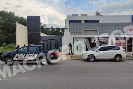 Sujetos amedrentan a empleadas de una estética exigiéndoles el pago por cobro de derecho de piso.