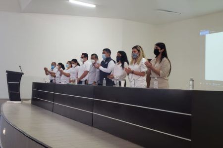Taxistas de Playa del  Carmen celebran Asamblea General Extraordinaria.