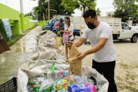CON EL “RECICLATÓN” CUMPLE GOBIERNO DE PUERTO MORELOS CON ACCIONES A FAVOR DEL MEDIO AMBIENTE