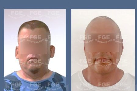 CAPTURAN A LOS ASESINOS DEL OFICIAL MAYOR DE ISLA MUJERES.- Ellos son Rubén “G” y Geovanny “S” quienes le tendieron una trampa y lo ejecutaron a quemarropa