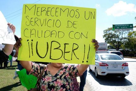 Atentado a quintanarroenses, acusa Uber