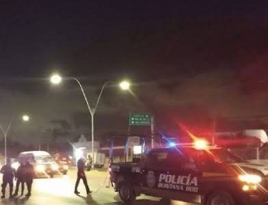 BALEAN A POLICÍA ESTATAL.- El policía escapa de sus ejecutores