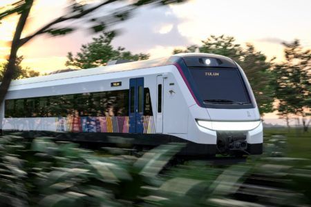 APRUEBAN HABITANTES DEL SURESTE MEXICANO LA CONSTRUCCIÓN DEL TREN MAYA