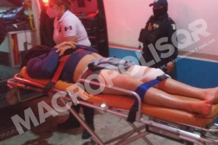 LE DA UN TIRO EN LA CABEZA.- Rumbo a cometer un crimen, sicario dispara por accidente a su compañero