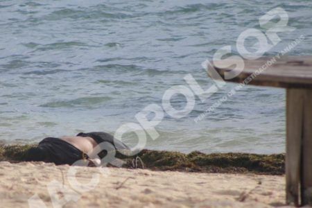 EJECUTADO EN LA MAR.- Antes fue torturado en alguna embarcación cerca de Puerto Juárez