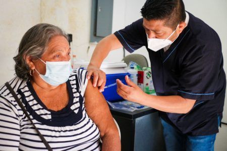 INICIA EN ISLA MUJERES LA JORNADA NACIONAL DE VACUNACIÓN CONTRA LA INFLUENZA
