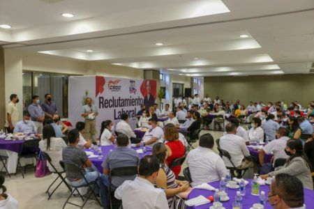CROC y hoteleros buscan mejorar oferta laboral a buscadores de empleo