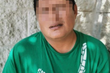 CAPTURAN A ASESINO.- La policía de Solidaridad realizó la detención en el fraccionamiento las perlas