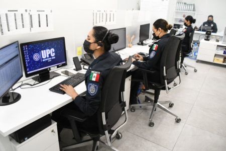 Con tecnología de punta, la Unidad de Policía Cibernética protege a la gente