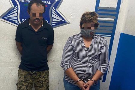 Atrapan a pareja de extorsionadores en Playa del Carmen