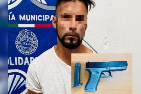 Amenaza con matar a una mujer en Paseos Xcacel