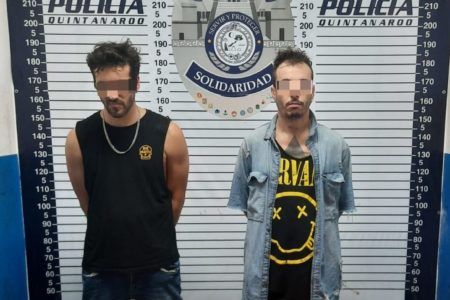 Encarcelan a argentino y chilango por vender droga en calles de Playa del Carmen 