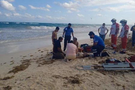 Mueren padre e hijo ahogados en Tulum