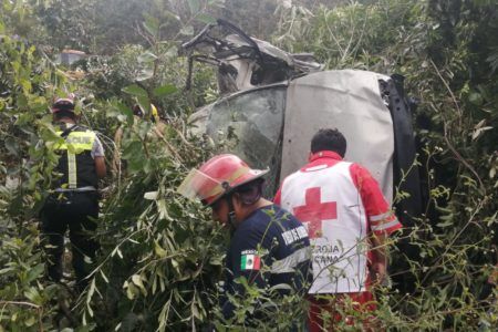 Mueren dos en trágico accidente en Carrillo Puerto