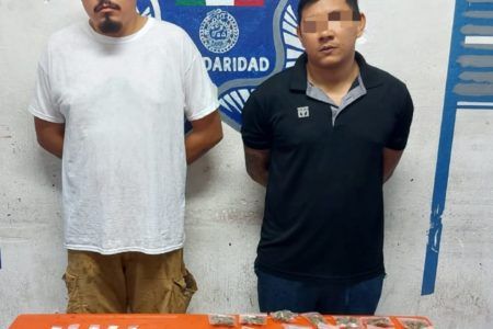 Atrapan a par de “dealers” en Villas del Sol