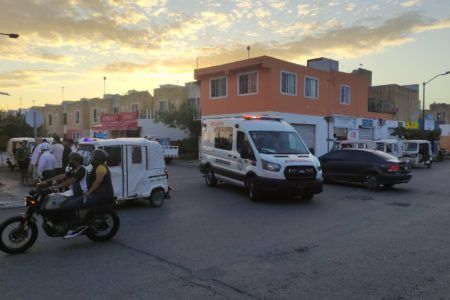 Ejecutan a comerciante en Villas del Sol en Playa del Carmen
