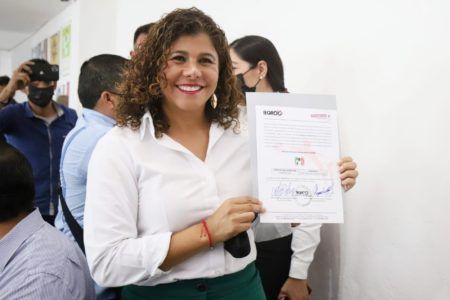 Leslie una gran candidata, por su capacidad, su preparación y su experiencia: Rolando Zapata 