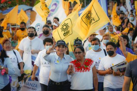 NADIE NOS PUEDE ARREBATAR NUESTRO FUTURO: LAURA FERNÁNDEZ 