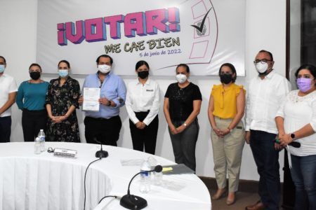 Listas 158 fórmulas a diputaciones de mayoría relativa y 49 plurinominales 