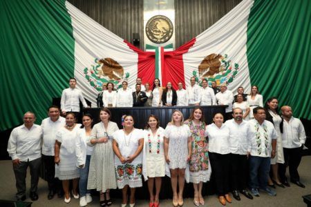 Kira Iris reconoce la labor y desempeño de los buenos policías del Estado