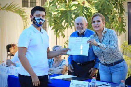 Impulsan educación de niños y jóvenes Playa del Carmen