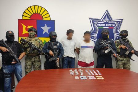 NARCOMENUDEO. Captura policía de Tulum a dos censores de droga